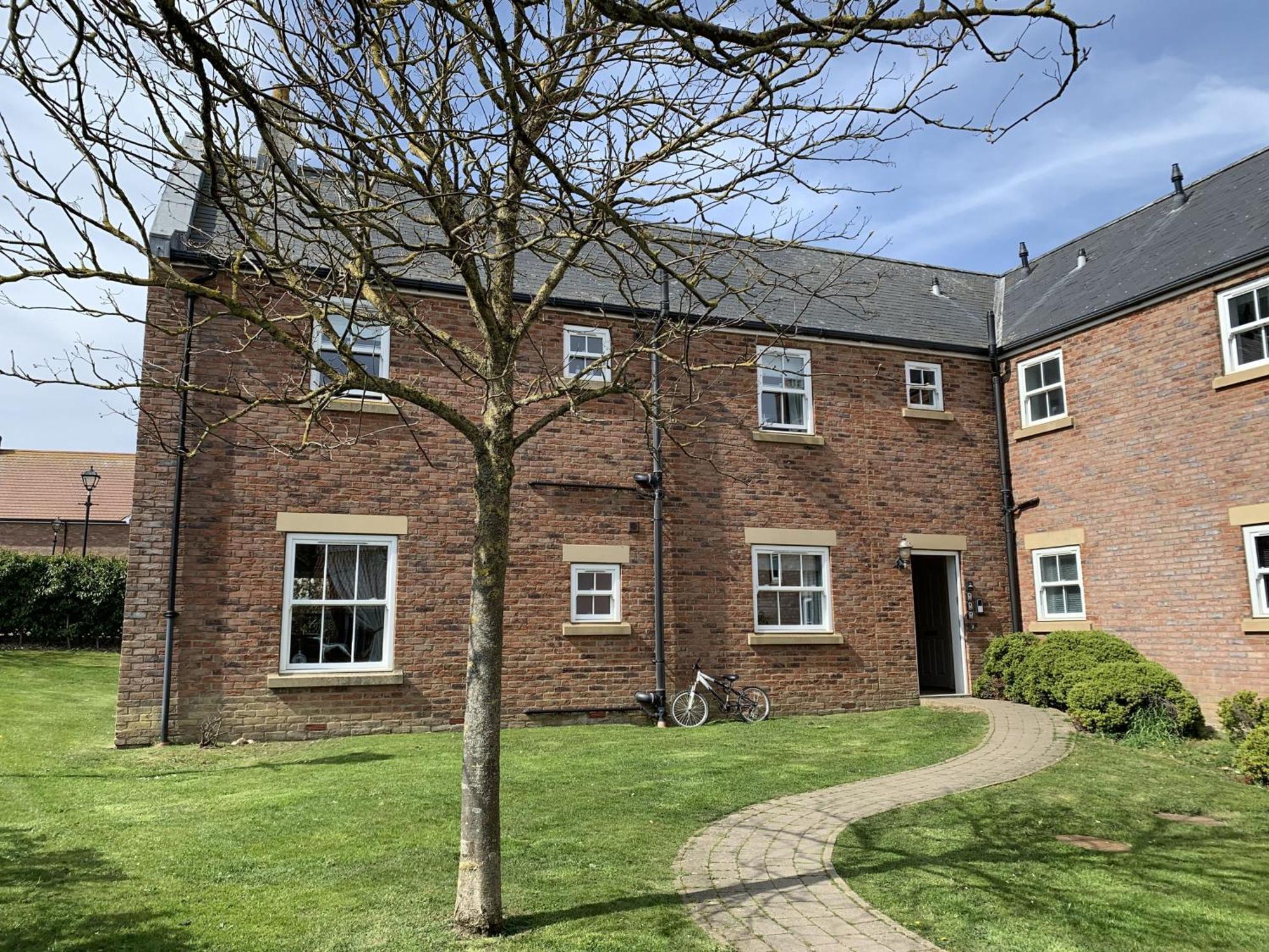 Sea Air At The Bay Filey, Sleeps 4, 2 Dogs Welcome For Free Too * Filey